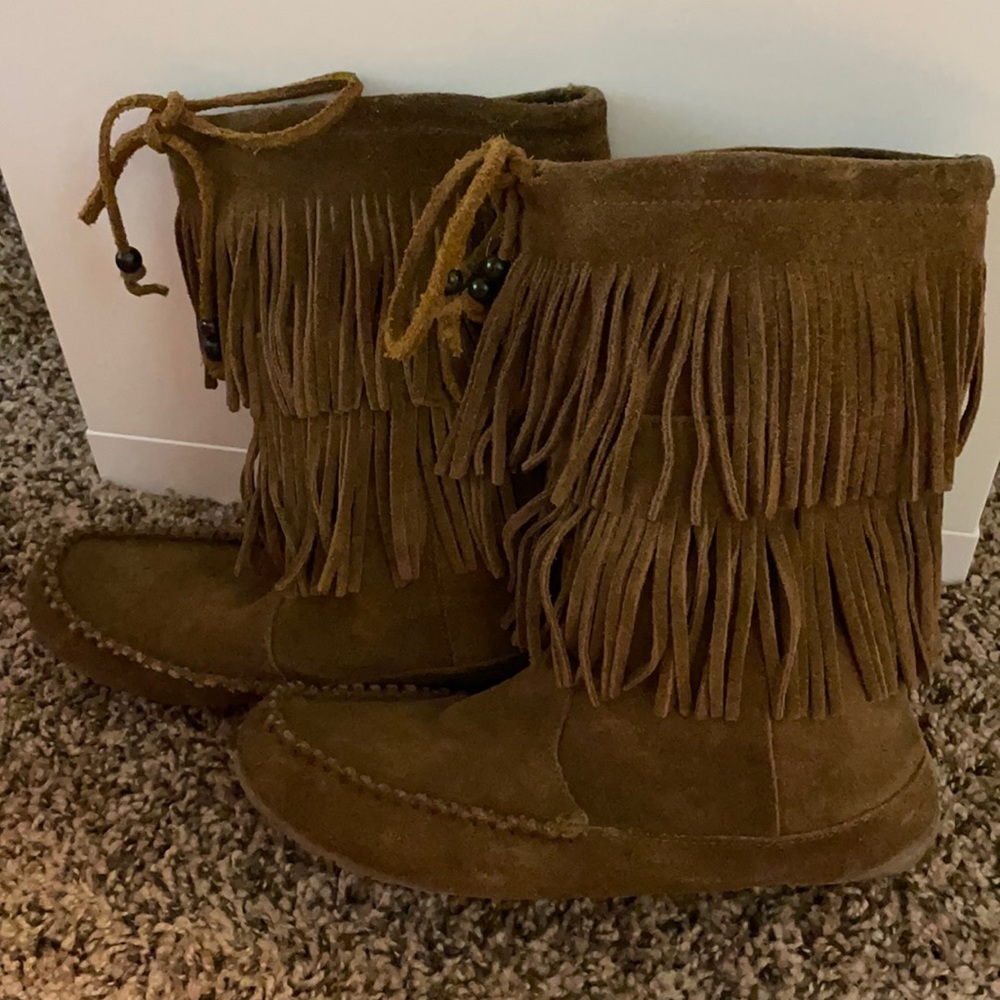 Minnetonka 2 Layer Fringe boot